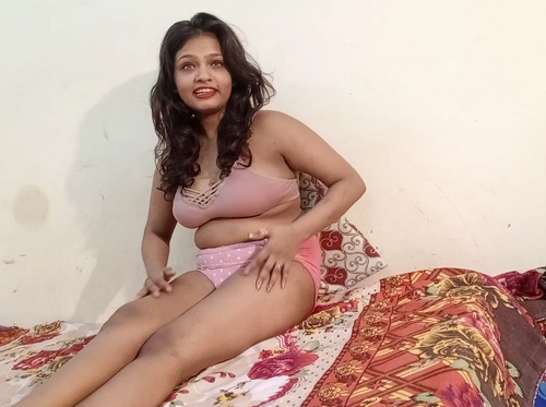 Desi Naughty Girl First Time In Hotel With Lover
